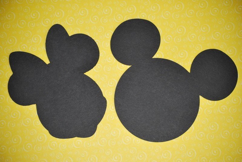 mickey and minnie mouse silhouette